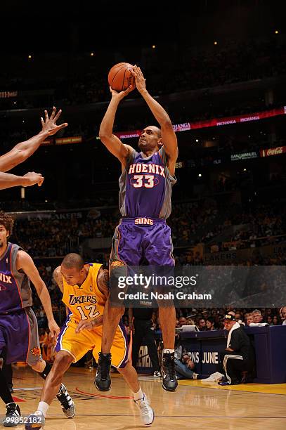 Grant Hill of the Phoenix Suns shoots against the Los Angeles Lakers in Game One of the Western Conference Finals during the 2010 NBA Playoffs at...