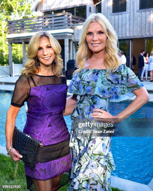 Colleen Renz 24,093 A Colleen Stock Photos, High-Res Pictures, and Images - Getty Images