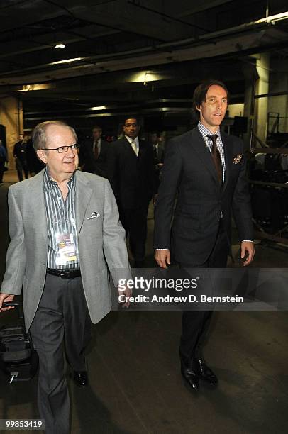 Phoenix Suns radio announcer Al McCoy and Steve Nash, arrive at the arena before Game One of the Western Conference Finals against the Los Angeles...