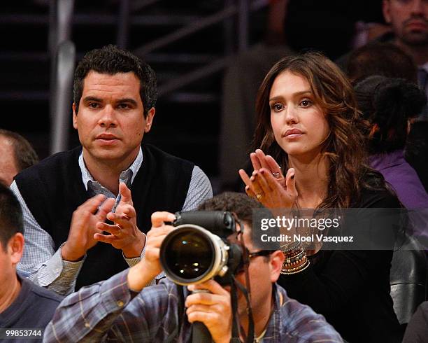 Jessica Alba and Cash Warren attend Game One of the Western Conference Finals between the Phoenix Suns and the Los Angeles Lakers during the 2010 NBA...