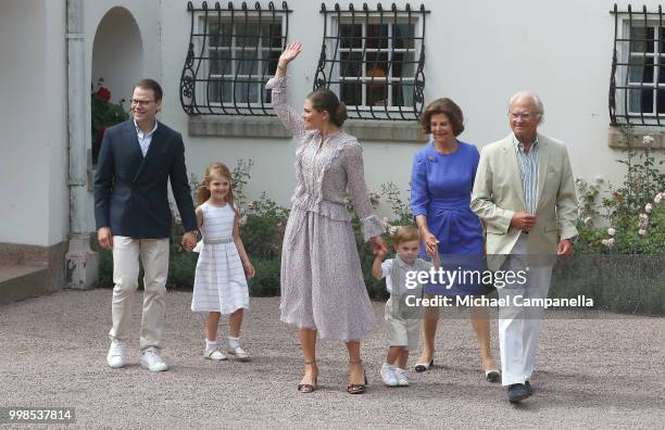 Prince Daniel of Sweden, Princess Estelle of Sweden, Crown Princess Victoria of Sweden, Prince Oscar of Sweden, Queen Silvia of Sweden and King Carl...