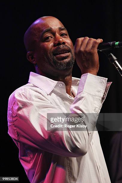 Singer Darius Rucker performs onstage at the UJA-Federation of New York's Broadcast, Cable & Video Awards Celebration at The Edison Ballroom on May...