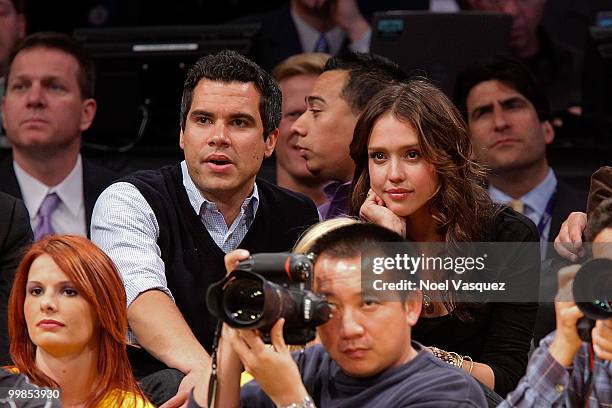 Jessica Alba and Cash Warren attend Game One of the Western Conference Finals between the Phoenix Suns and the Los Angeles Lakers during the 2010 NBA...