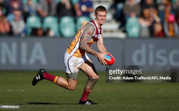 Dayne Beams of the Lions in action during the 2018 AFL round 17 match between the Hawthorn Hawks and the Brisbane Lions at UTAS Stadium on July 14,...