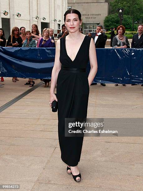 Actress Julianna Margulies attends the 2010 American Ballet Theatre Annual Spring Gala at The Metropolitan Opera House on May 17, 2010 in New York...