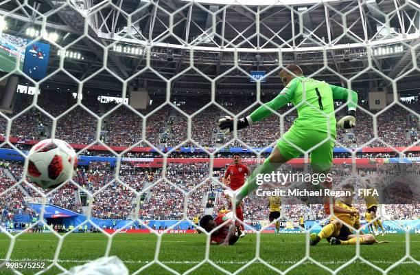 Thomas Meunier of Belgium scores his team's first goal during the 2018 FIFA World Cup Russia 3rd Place Playoff match between Belgium and England at...