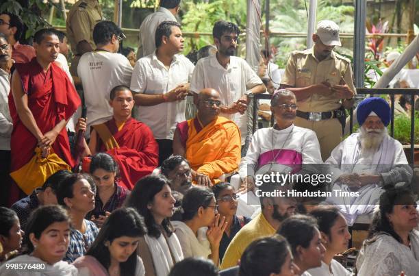 Spiritual leaders from different religions attend the funeral of Dada JP Vaswani at Sadhu Vaswani Mission, on July 13, 2018 in Pune, India. Dada...