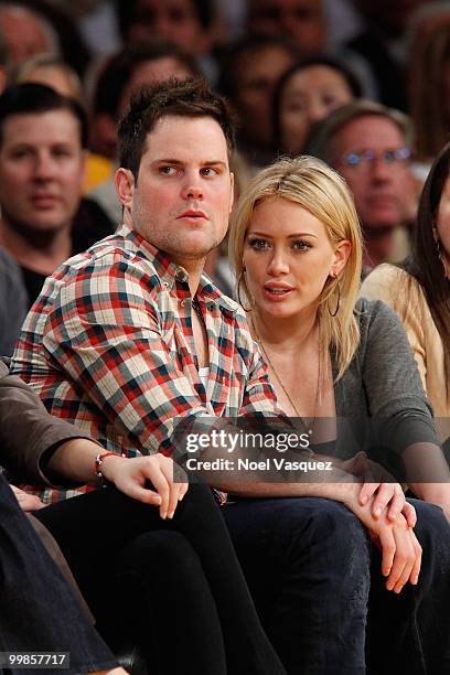 Hilary Duff and Mike Comrie attend Game One of the Western Conference Finals between the Phoenix Suns and the Los Angeles Lakers during the 2010 NBA...
