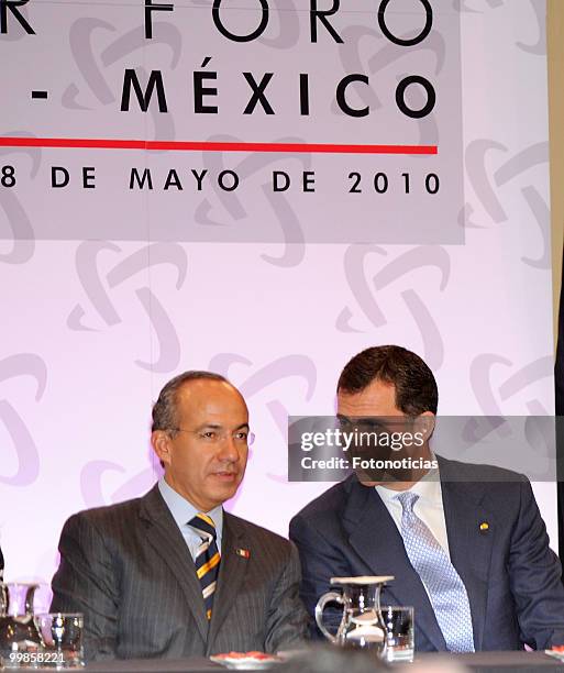 Mexican President Felipe Calderon and Prince Felipe of Spain attend the opening of the 'I Foro Espana-Mexico', at the Instituto Cervantes on May 17,...