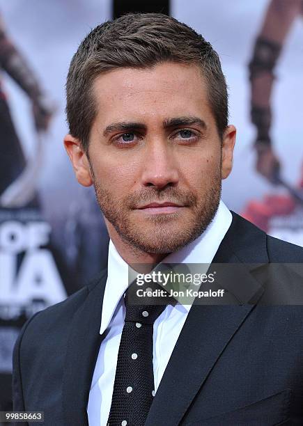 Actor Jake Gyllenhaal arrives at the Los Angeles Premiere of "Prince Of Persia: The Sands Of Time" at Grauman's Chinese Theatre on May 17, 2010 in...