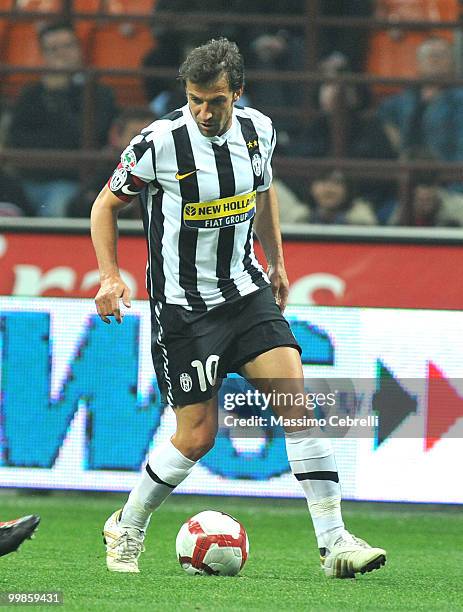 Alessandro Del Piero of Juventus FC in action during the Serie A match between AC Milan and Juventus FC at Stadio Giuseppe Meazza on May 15, 2010 in...