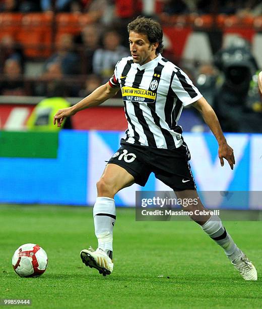 Alessandro Del Piero of Juventus FC in action during the Serie A match between AC Milan and Juventus FC at Stadio Giuseppe Meazza on May 15, 2010 in...