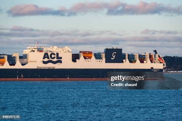 acl container ship - nautical structure stock pictures, royalty-free photos & images