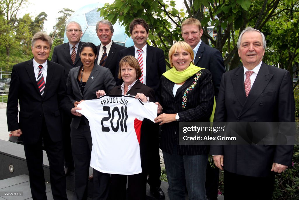 Press Conference To Environmental Campaign For World Cup 2011