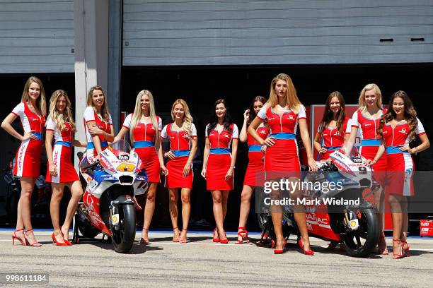 Motogp Girls Photos et images de collection - Getty Images