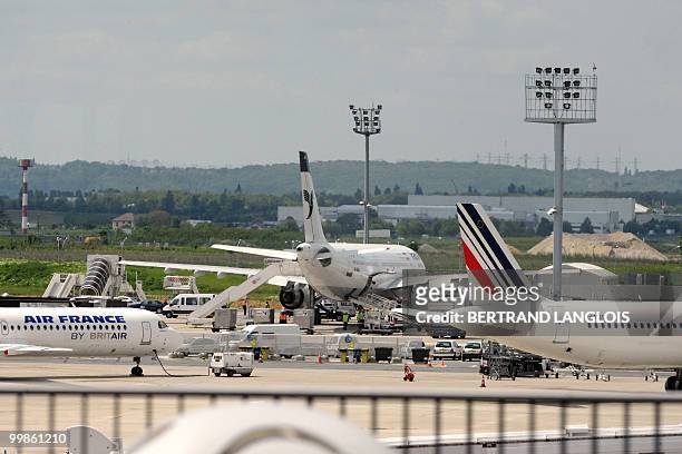 Picture taken on May 18, 2010 shows an Iranian Air plane which alledgedly is to carry home the Iranian agent Ali Vakili Rad at the Orly airport, near...