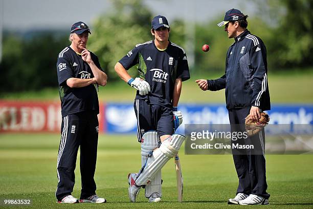 Alastair Cook of England talks to head coach David Parsons during a net session at The County Ground on May 18, 2010 in Derby, England.