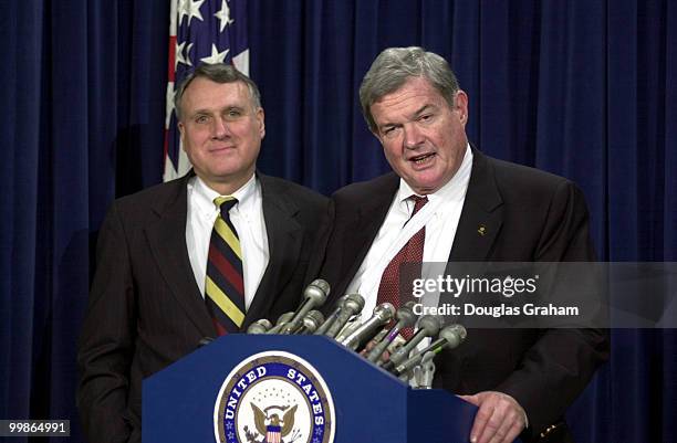 Jon Kyl, R-Ariz., and Christopher S. Bond, R-Mo., during a press conference after the Senate voted to approve John Ashcroft as Attorney General.