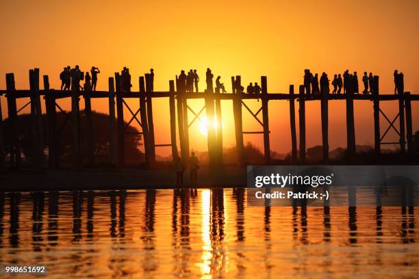 u bein bridge - bein stockfoto's en -beelden