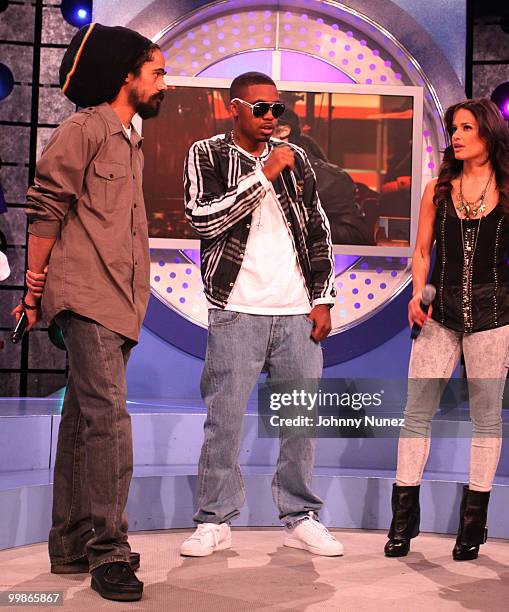 Damien Marley, Nas and Rocsi on the set of BET's "106 & Park" at BET Studios on May 17, 2010 in New York City.