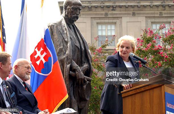 Madeleine K. Albright, former U.S. Secretary of State, addresses the President of the Czech Republic, Vaclav Havel and a large crowd at the memorial...