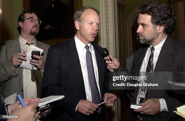 Don Nickles, R-Okla., talks with reporters outside the Senate Luncheon about the Hagel Amendment.