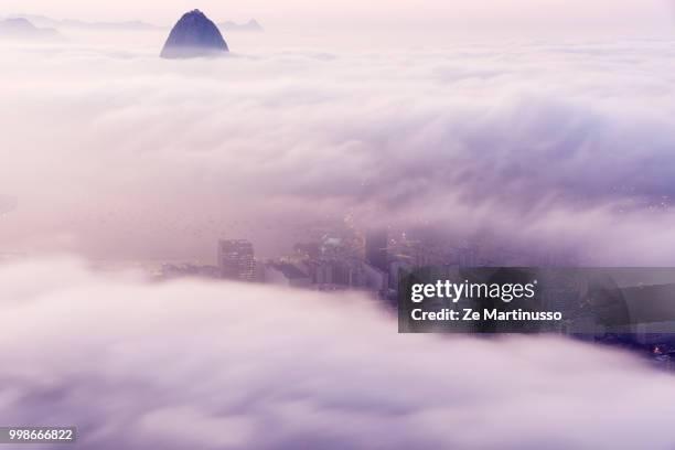 rio de janeiro - zuckerhut form stock-fotos und bilder