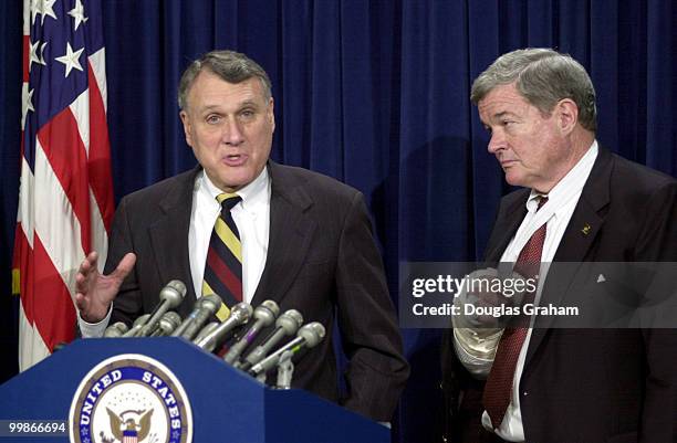 Jon Kyl, R-Ariz., and Christopher S. Bond, R-Mo., during a press conference after the Senate voted to approve John Ashcroft as Attorney General.