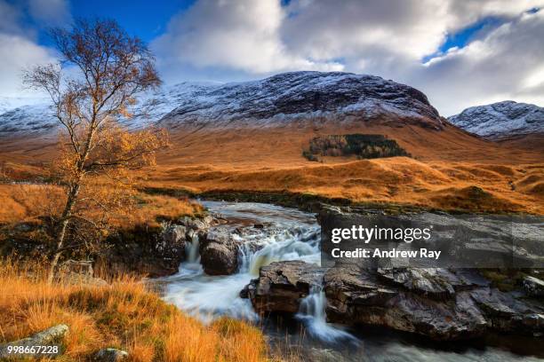 glen etive waterfall - glen etive stockfoto's en -beelden