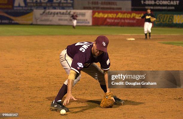 Chip Pickering deals with a loose ball at thridbase during the 2004 Congressional Baseball Game.