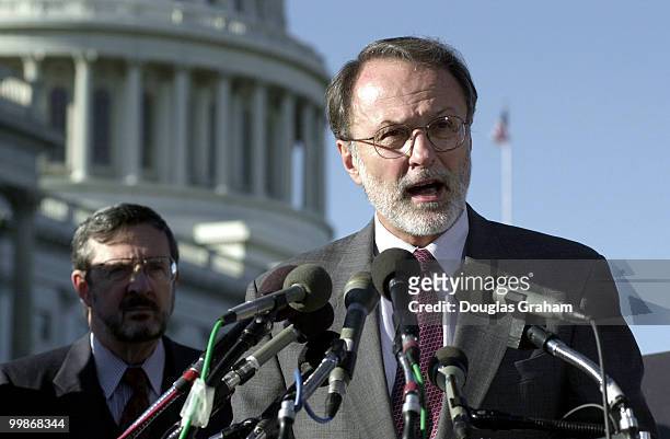 David E. Bonior, D-Mich., and David R. Obey, D-Wis., during a press conference on the GOP scuttling of the budget deal.