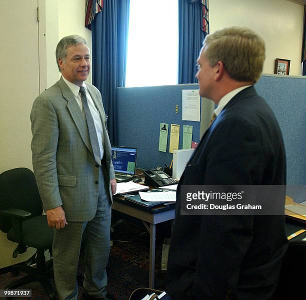 Freshmen Mike Michaud, D-MA., talks with Robert W. Ney, R-OH., chairman of committee on House Administration at the New Member Service Center in the...