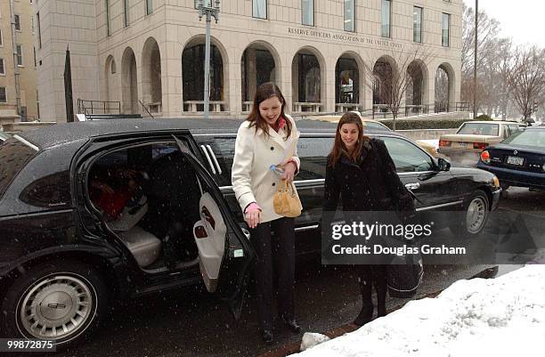 Geena Davis Oscar-winning actress leaves the Dirksen Senate Office Building in Washington D.C. After the news conference to urge protection of...