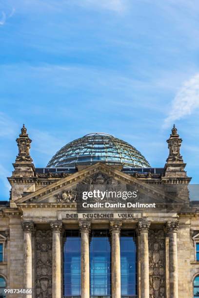 facade of bundestag, reichstag, regierungsviertel, berlin, germany - berlin regierungsviertel stock pictures, royalty-free photos & images