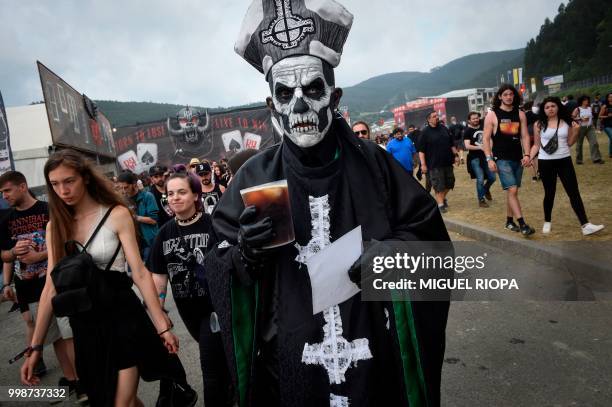 Resurrection Rave 30,503 The Resurrection Stock Photos, High-Res Pictures, and Images ...
