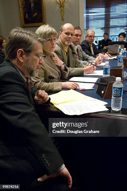 Timothy Wheeler, president of the Society of Environmental Journalists; Barbara Cochran, president of the Radio-Television News Directors Assn.; Tony...