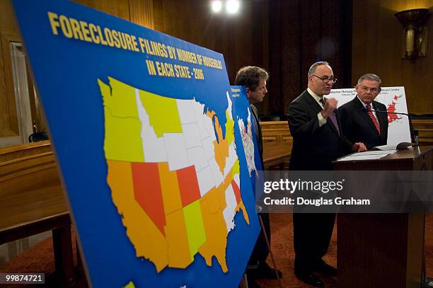 Sherrod Brown, D-Ohio, Joint Economic Committee Chairman Charles Schumer, D-N.Y. And Robert Menendez, D-N.J. During a news conference to release a...