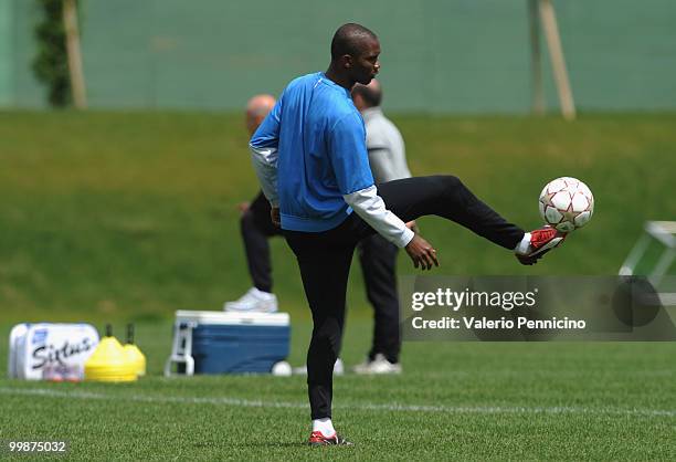 Samuel Eto'o of FC Internazionale Milano attends an FC Internazionale Milano training session during a media open day on May 18, 2010 in Appiano...