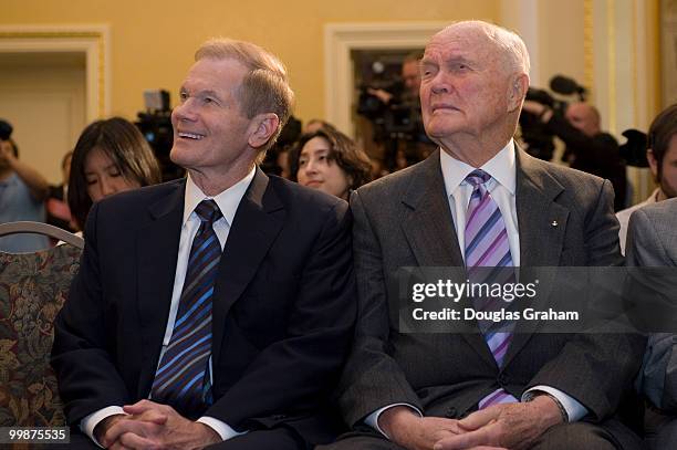 Senator Bill Nelson and former Senator John Glenn during a press conference with Discovery Communications Founder and Chairman John Hendricks' for...