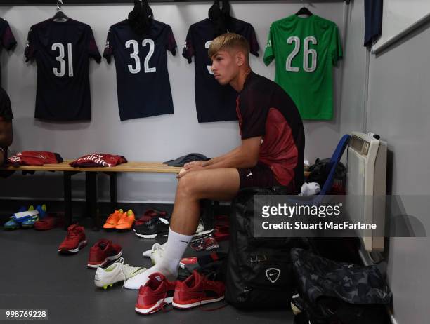 Emile Smith Rowe in the Arsenal changing room before the pre-season friendly between Boreham Wood and Arsenal at Meadow Park on July 14, 2018 in...