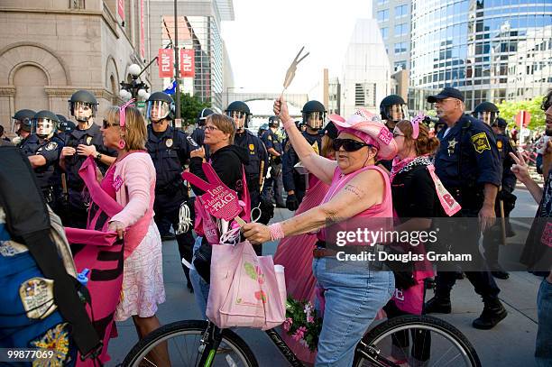 Anti War Code Pink Photos and Premium High Res Pictures - Getty Images
