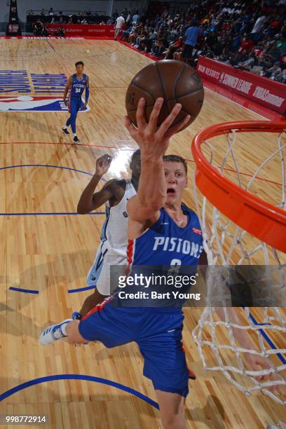 Henry Ellenson of the Detroit Pistons goes to the basket against the Memphis Grizzlies during the 2018 Las Vegas Summer League on July 7, 2018 at the...