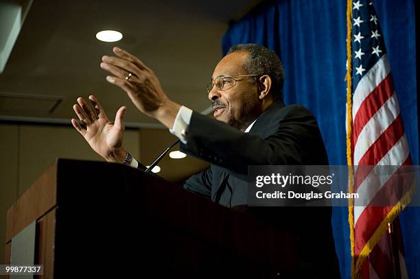 Llinois U.S. Senate appointee Roland Burris delivers a statement to the press on his current Senate appointment at the Hyatt Regency Hotel in...