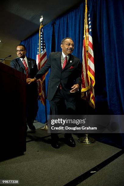 Llinois U.S. Senate appointee Roland Burris says goodbye to his friend Richard Barber after he delivered a statement to the press on his current...