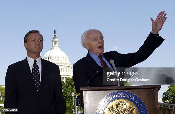 Rep. Christopher Cox, R-Calif., chairman, Select Committee on Homeland Security and Rep. Tom Lantos, D-Calif. During a news conference on a...