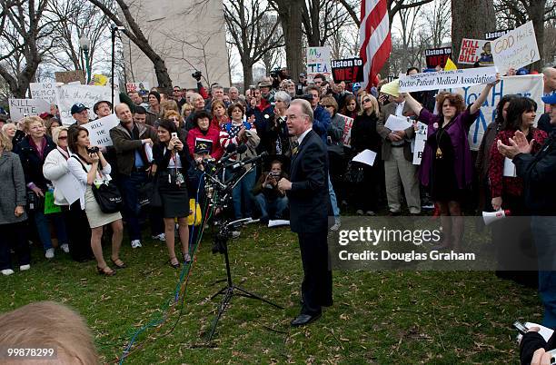 Rep. Tom Price, R-GA., addresses a crowd of Tea Party Protesters in the Upper Senate Park near the Taft Memorial in Washington, D.C. March 16, 2010.