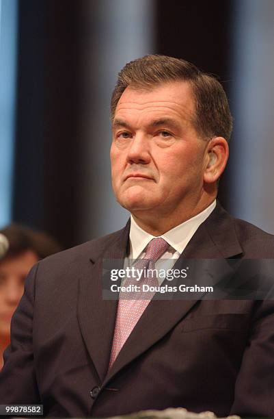 Candidate Tom Ridge 1,041 Security Secretary Tom Ridge Stock Photos, High-Res Pictures, and ...