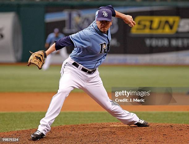 Pitcher Randy Choate of the Tampa Bay Rays pitches against the Seattle Mariners during the game at Tropicana Field on May 16, 2010 in St. Petersburg,...