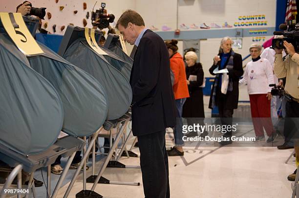 Senate candidate Mark Warner votes on November 4th, 2008 at Lyles Crouch School, in Alexandria, Virginia. He was accompanied by his wife Lisa Collis.