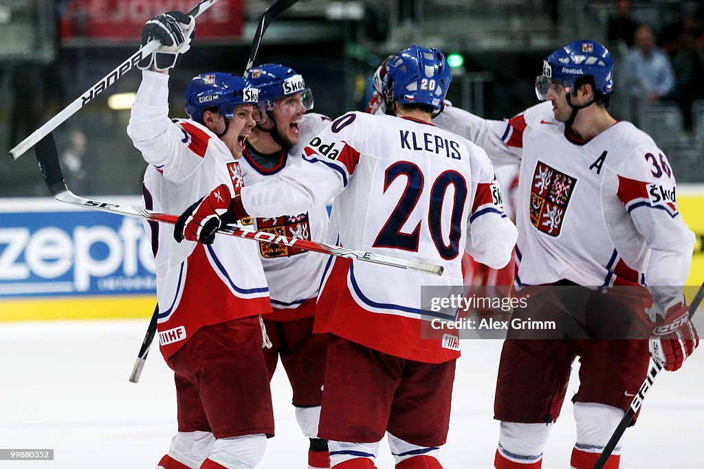 Canada v Czech Republic - 2010 IIHF World Championship